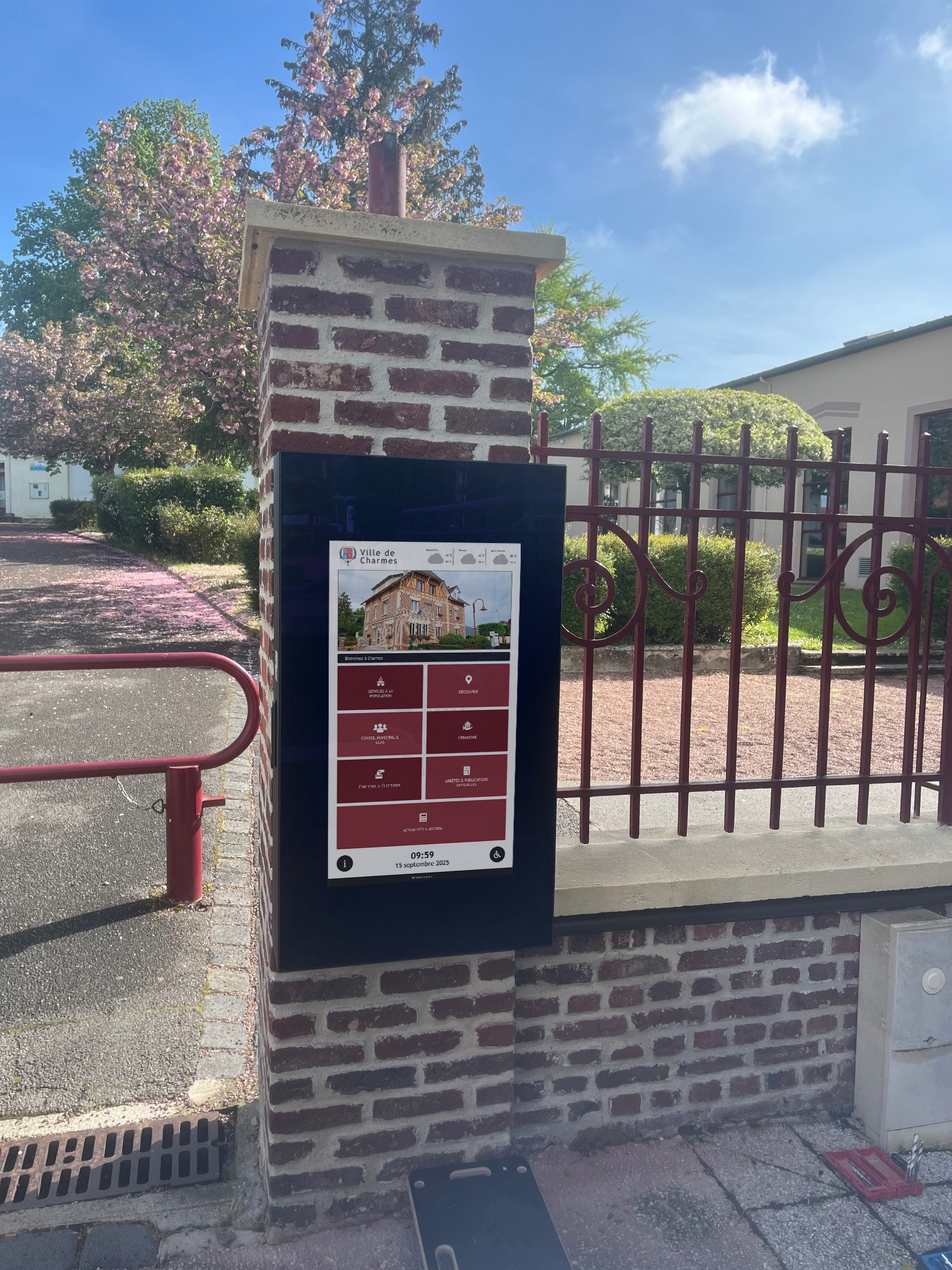 Mairie de Charmes Box 32 a